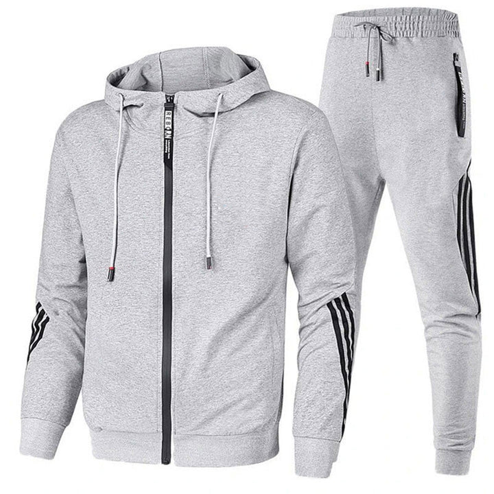 Sportieve heren jogging set met comfortabele hoodie en jogger. Perfect voor casual herenmode of sport.