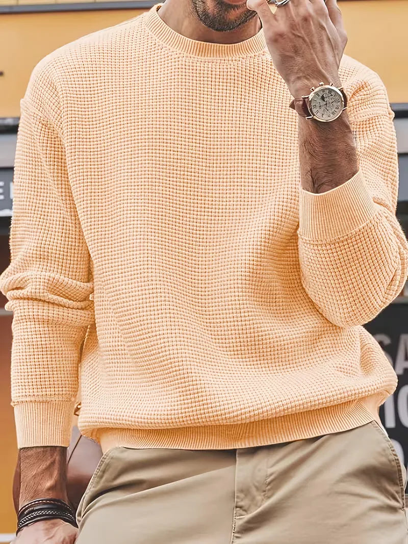 Heren gebreide trui met ronde hals, effen kleur. Perfect voor casual winterdagen.