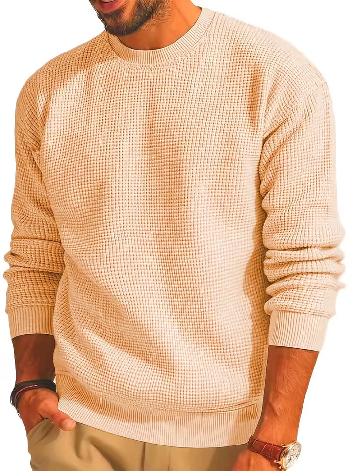 Warme herentrui met ronde hals, gebreid voor extra comfort. Essentieel voor de wintergarderobe.