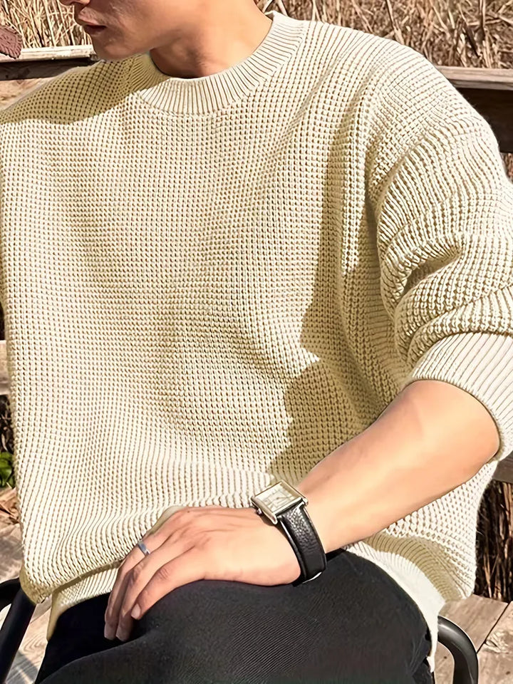 Effen heren sweater met ronde hals, gebreid en comfortabel. Ideaal voor een casual look.
