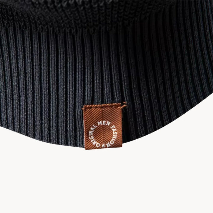 Veelzijdige beige heren trui met ronde hals en raglanmouwen, ideaal voor lagen in najaar & winter.