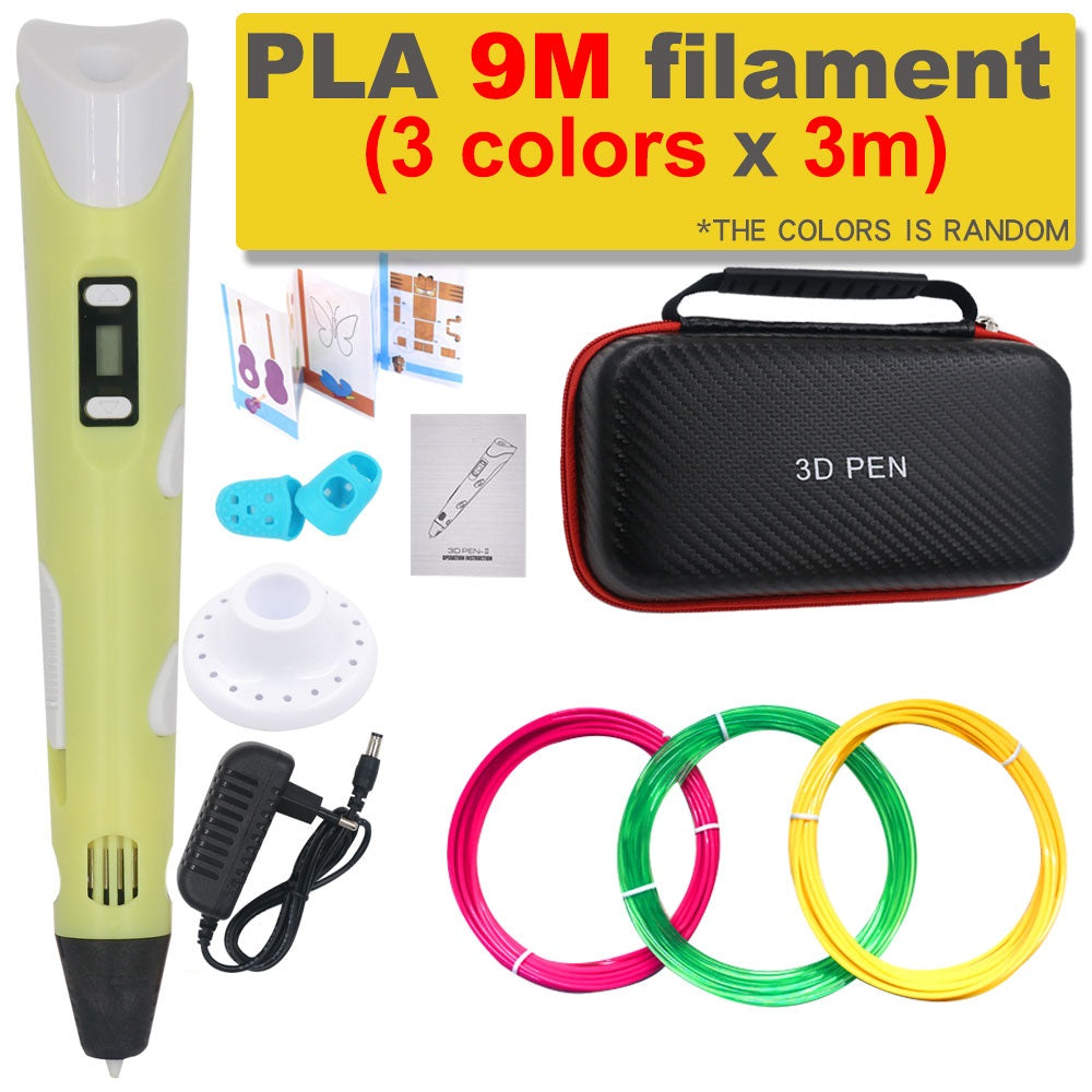 Kind tekent 3D objecten met de educatieve 3D printpen en veilig PLA filament. Innovatief speelgoed.