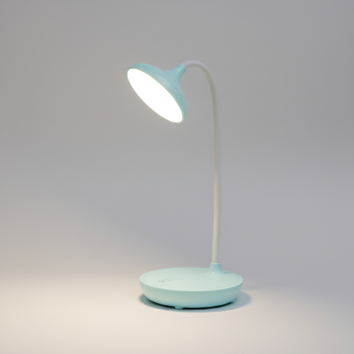 Moderne flexibele LED bureaulamp, zwart, met verstelbare arm voor optimale verlichting. USB oplaadbaar.