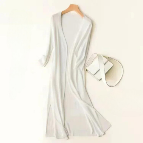 Elegante bovenkleding: lang dames vest, lichtgewicht en stijlvol voor diverse looks.
