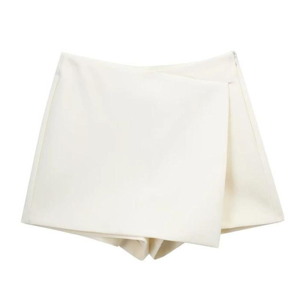 Comfortabele dames rokbroek, asymmetrisch en hoog getailleerd, voor dagelijks gebruik.