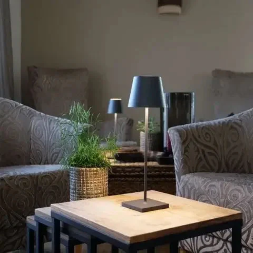 LumiFlex oplaadbare designlamp, LED verlichting die past in elk modern interieur.