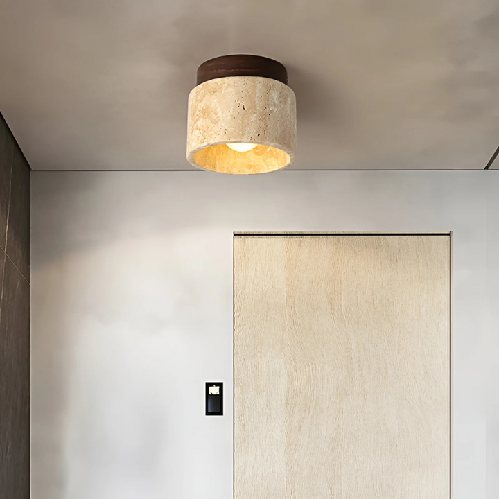 Wabi Sabi plafondlamp van geel marmer en hout. Japanse designlamp voor sfeervolle verlichting in woonkamer.