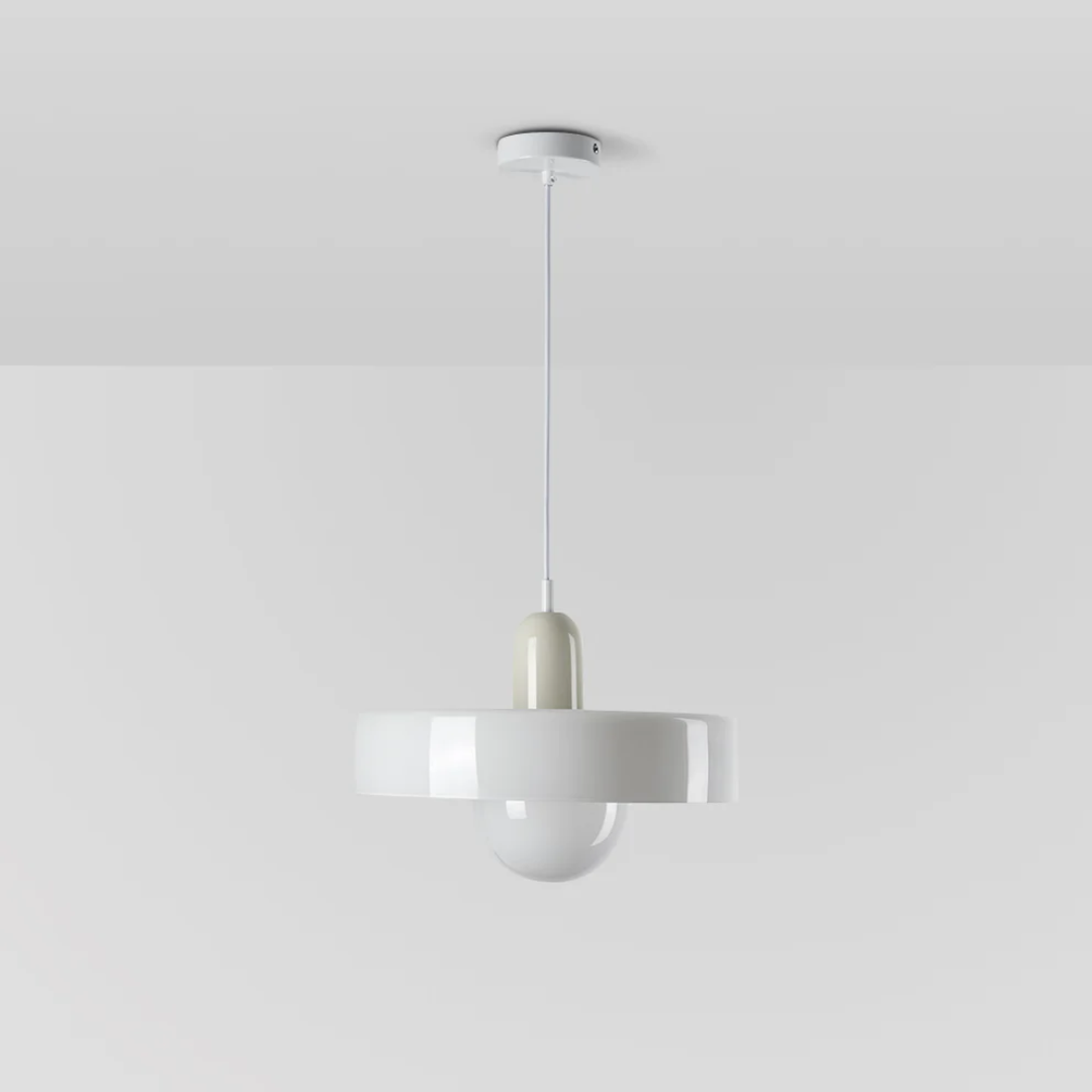 Moderne design hanglamp GloboLuxe, met warme LED sfeerverlichting.