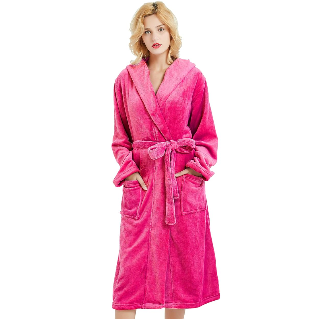 Ultiem comfort met de Vivianne dames fleece badjas met capuchon; heerlijk zacht voor ontspanning.
