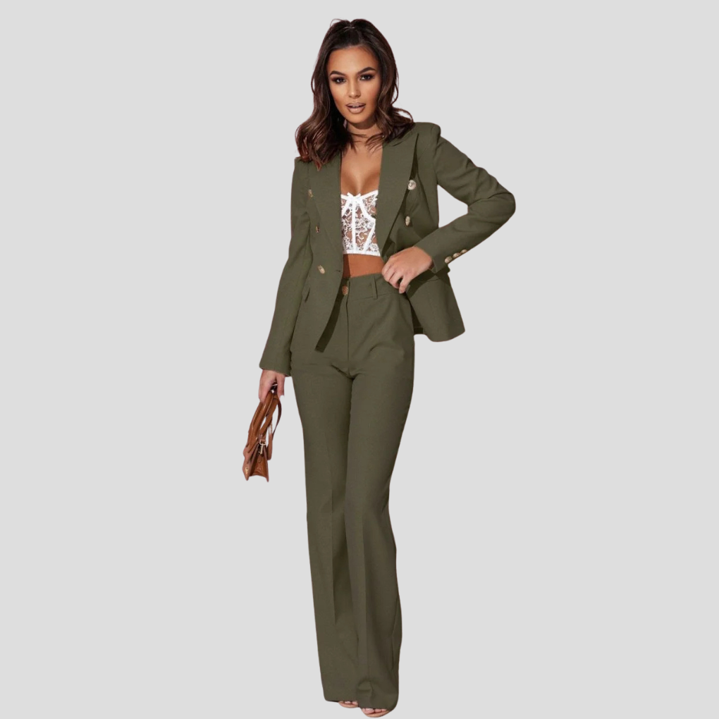 Zakelijk dames zomerpak: chic blazerset met colbert en nette pantalon voor een elegante uitstraling.