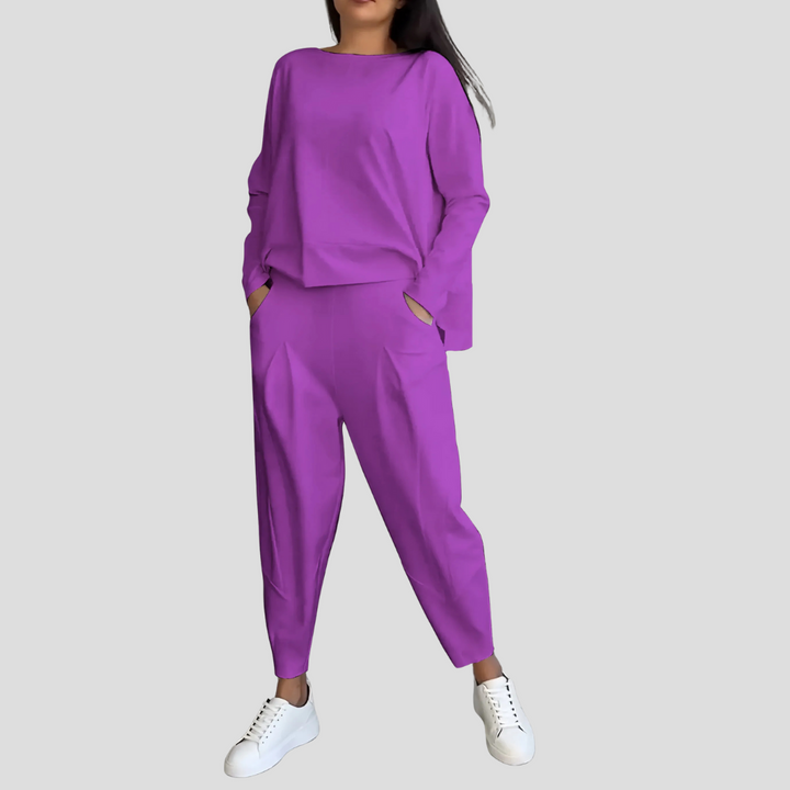 Veelzijdige tweedelige dames set, perfect voor lente/zomer, makkelijk apart te stylen.