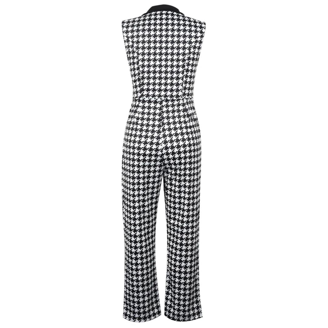 Comfortabele en elegante dameskleding: Aliah jumpsuit met losse pasvorm en stijlvolle wijde broek. Moderne retro look.