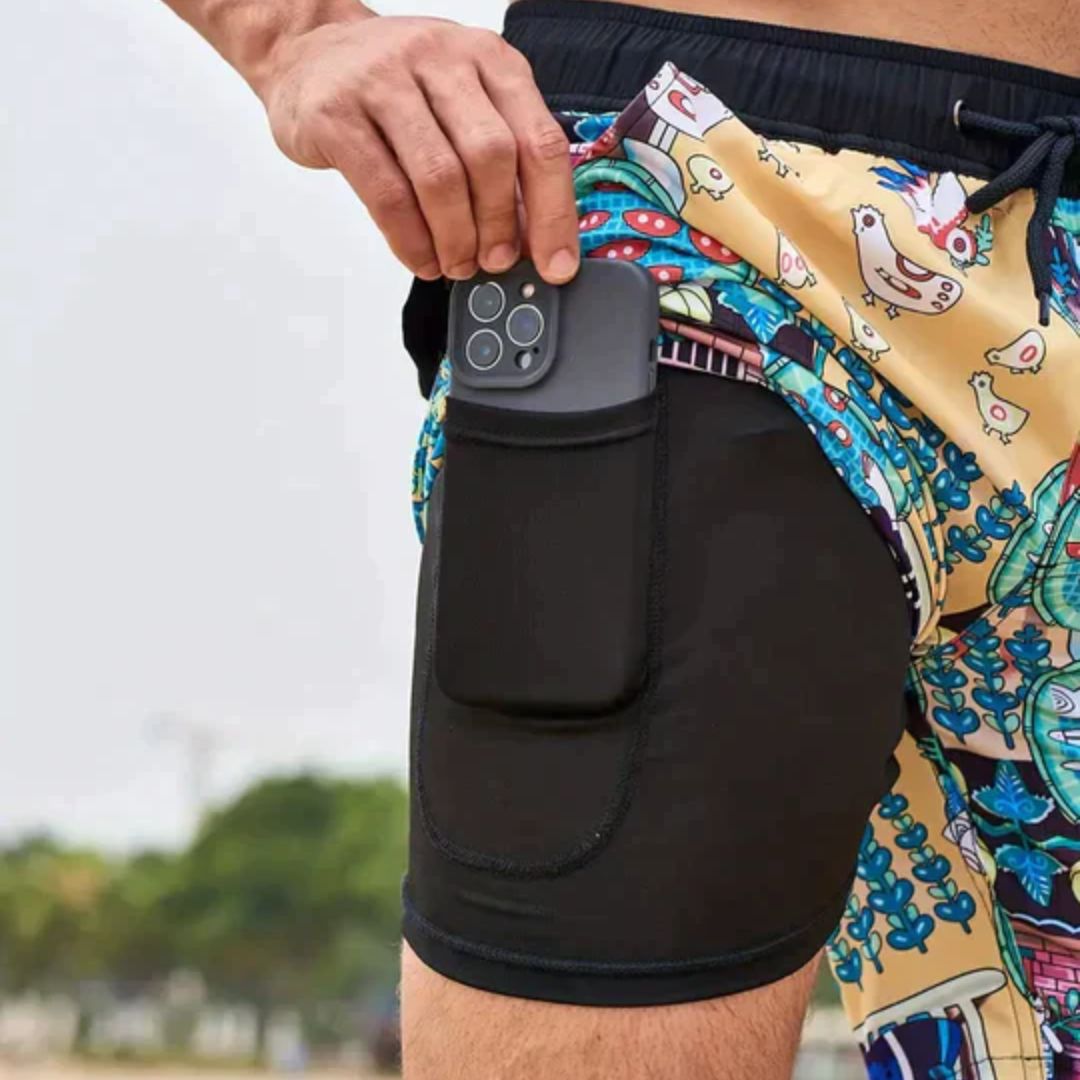 Heren zwemkleding met modern design, sneldrogend en comfortabel voor alle wateractiviteiten.