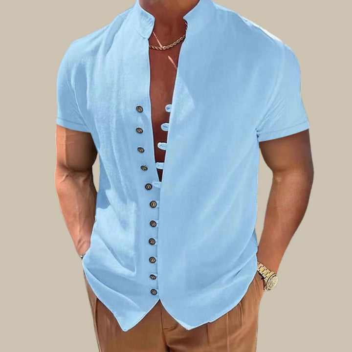 Stijlvol herenhemd met Mao-kraag en korte mouwen, trendy en ademend voor een frisse zomeroutfit.