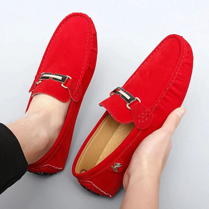 Ergonomisch ontwerp van comfortabele heren instappers, ideaal voor lange dagen. Stijlvolle herenschoenen.