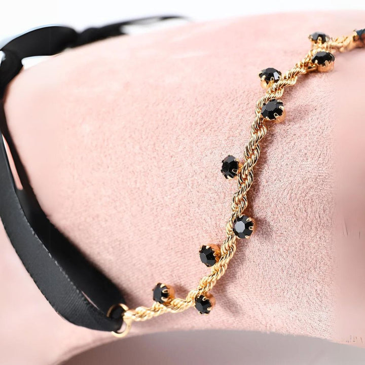 Dames accessoire: vintage veren hoofdband met flapper stijl voor feestelijke evenementen.