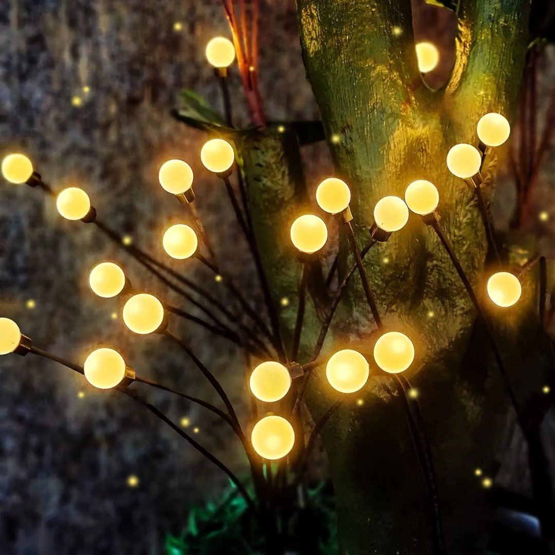 Energiezuinige zonne-energie tuinlamp, LED vuurwerk effect voor buiten decoratie.