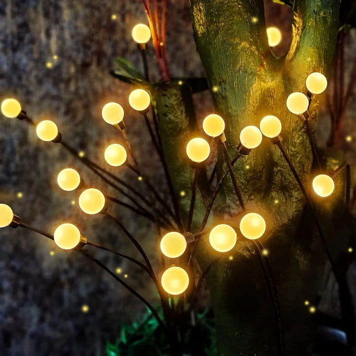 Energiezuinige zonne-energie tuinlamp, LED vuurwerk effect voor buiten decoratie.