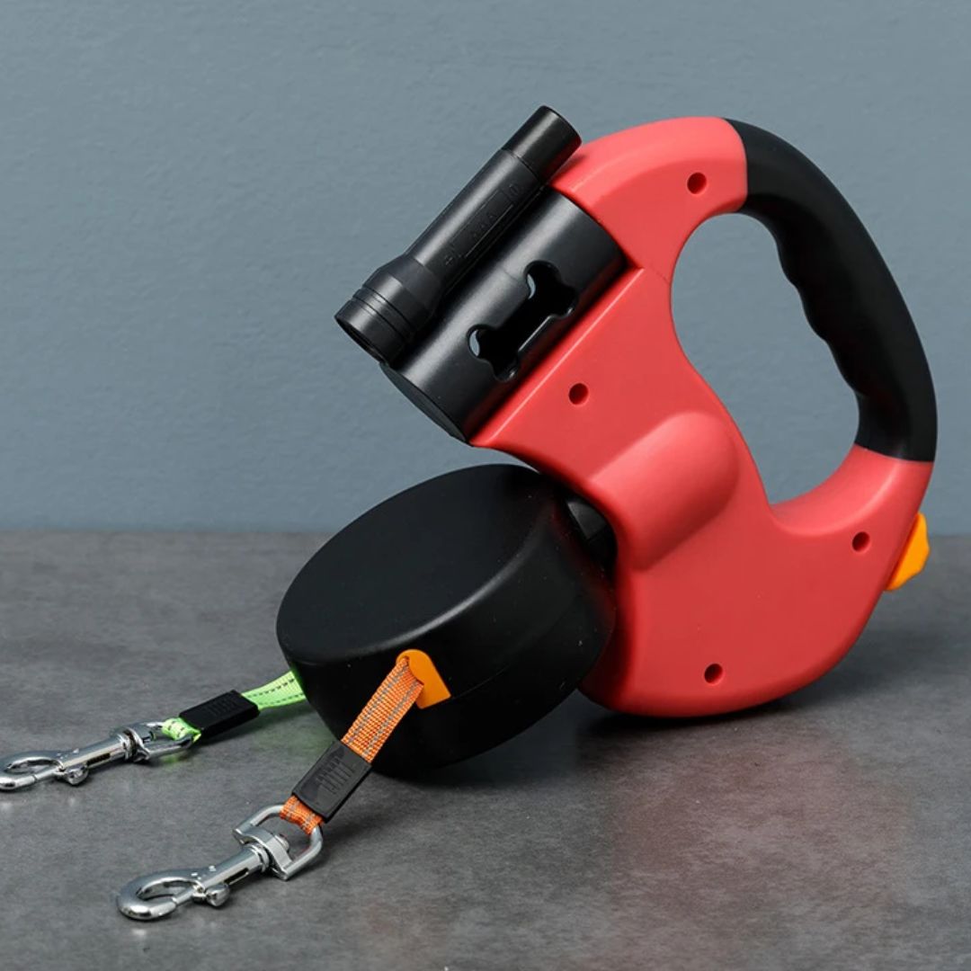 Hondenriem anti-klit systeem voor twee huisdieren, met ergonomische handgreep en veiligheidsslot.
