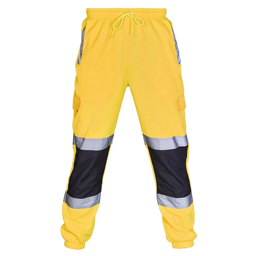 Zwarte duurzame heren werkbroek met comfortabele pasvorm en discrete reflectie voor dagelijks gebruik.