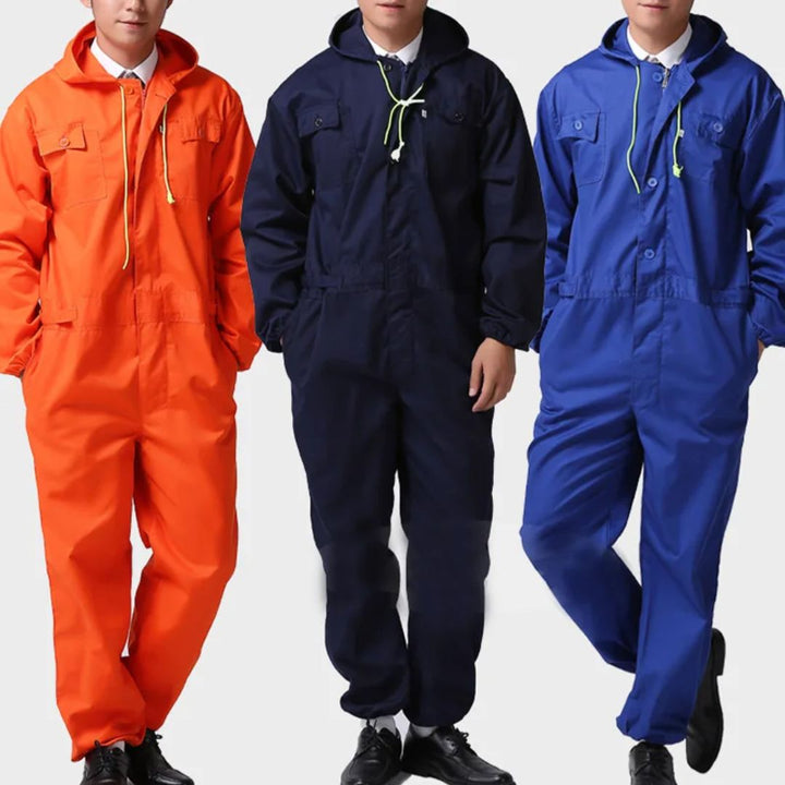 Marineblauwe stofvrije werkoverall, ontworpen voor maximaal comfort en industriële prestaties.