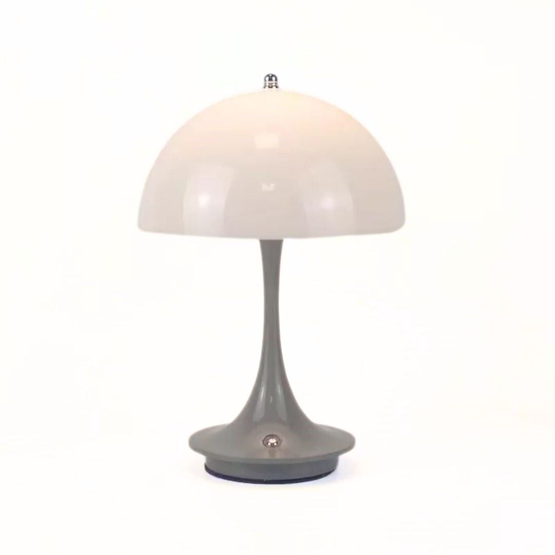 Stijlvolle Sarah LED lamp, dimbaar en portable, perfect als draadloze binnenverlichting of buitenverlichting.