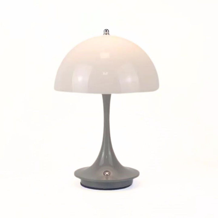 Stijlvolle Sarah LED lamp, dimbaar en portable, perfect als draadloze binnenverlichting of buitenverlichting.