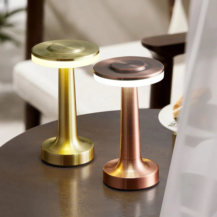 Stijlvolle retro tafellamp, dimbaar voor gezellige huisdecoratie, USB oplaadbaar.