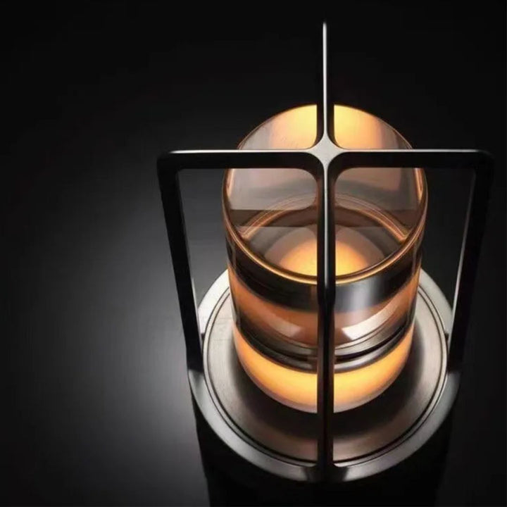 Sfeervolle draadloze LED bureaulamp in vintage design. Oplaadbare retro tafellamp voor elk interieur, zwart/goud/zilver.