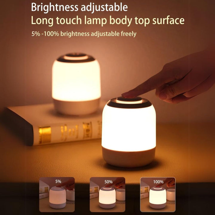 Stijlvolle roze draagbare LED bureaulamp. Flexibele studeerverlichting met touchsensor voor modern design.
