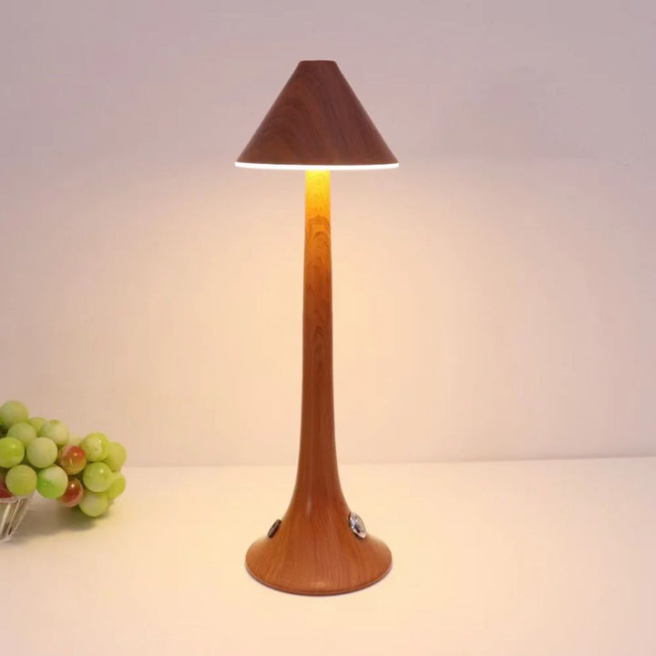 Gezellige paddenstoel design lamp met warm wit LED licht en eenvoudige touch functie.
