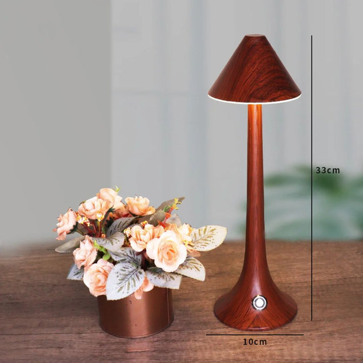Stijlvolle LED touch lamp in paddenstoel vorm, perfect als sfeerlicht op elk meubelstuk.