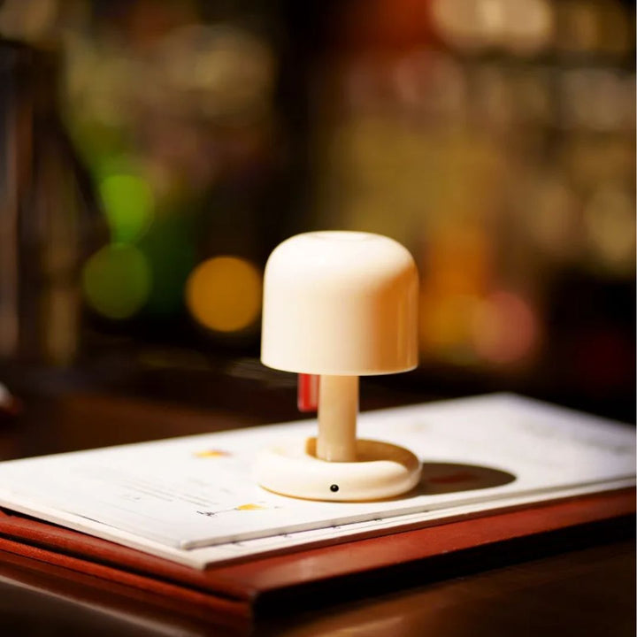 Compacte mini zonsondergang LED tafellamp met USB-aansluiting. Ideaal voor sfeervolle interieur decoratie.