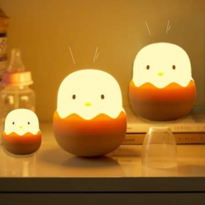 Leuke CozyChick kinderlamp, een schattig kuiken nachtlampje voor een gezellige en rustige kinderkamer.