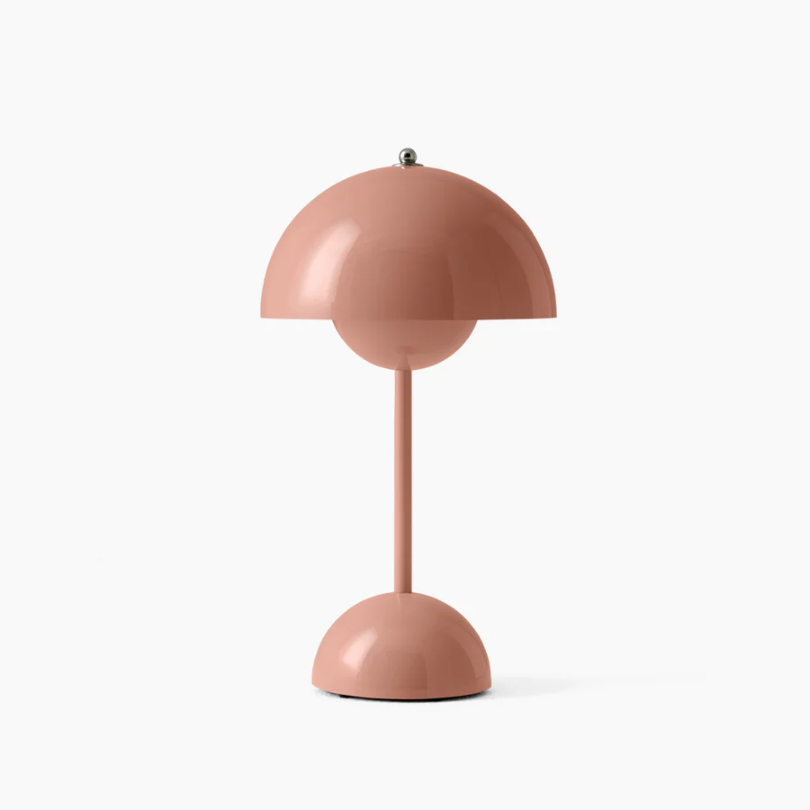 Decoratieve aanraakgevoelige tafellamp LumiTouch, verrijkt uw interieur met modern design.