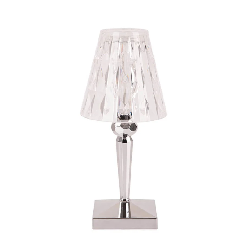 Chique kristallen tafellamp, CrystalLuxe, voor luxe sfeerverlichting in woonkamer/slaapkamer interieur.