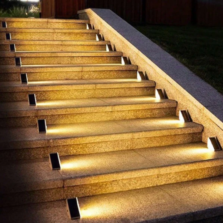 SunStair zonne-energie trapverlichting, ideaal voor veilige en sfeervolle verlichting van buitentrappen.