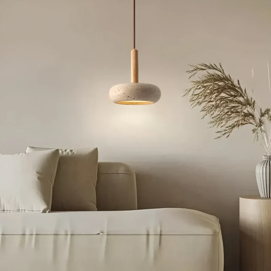 Elegante Japanse hanglamp voor de woonkamer, met verstelbare hoogte, LED, hout en grotsteen details.