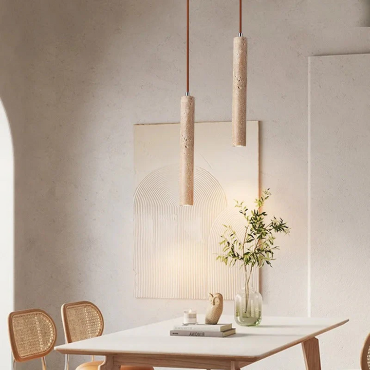Design LED kroonluchter van travertijn voor woonkamer, minimalistische Wabi-Sabi sfeerverlichting.