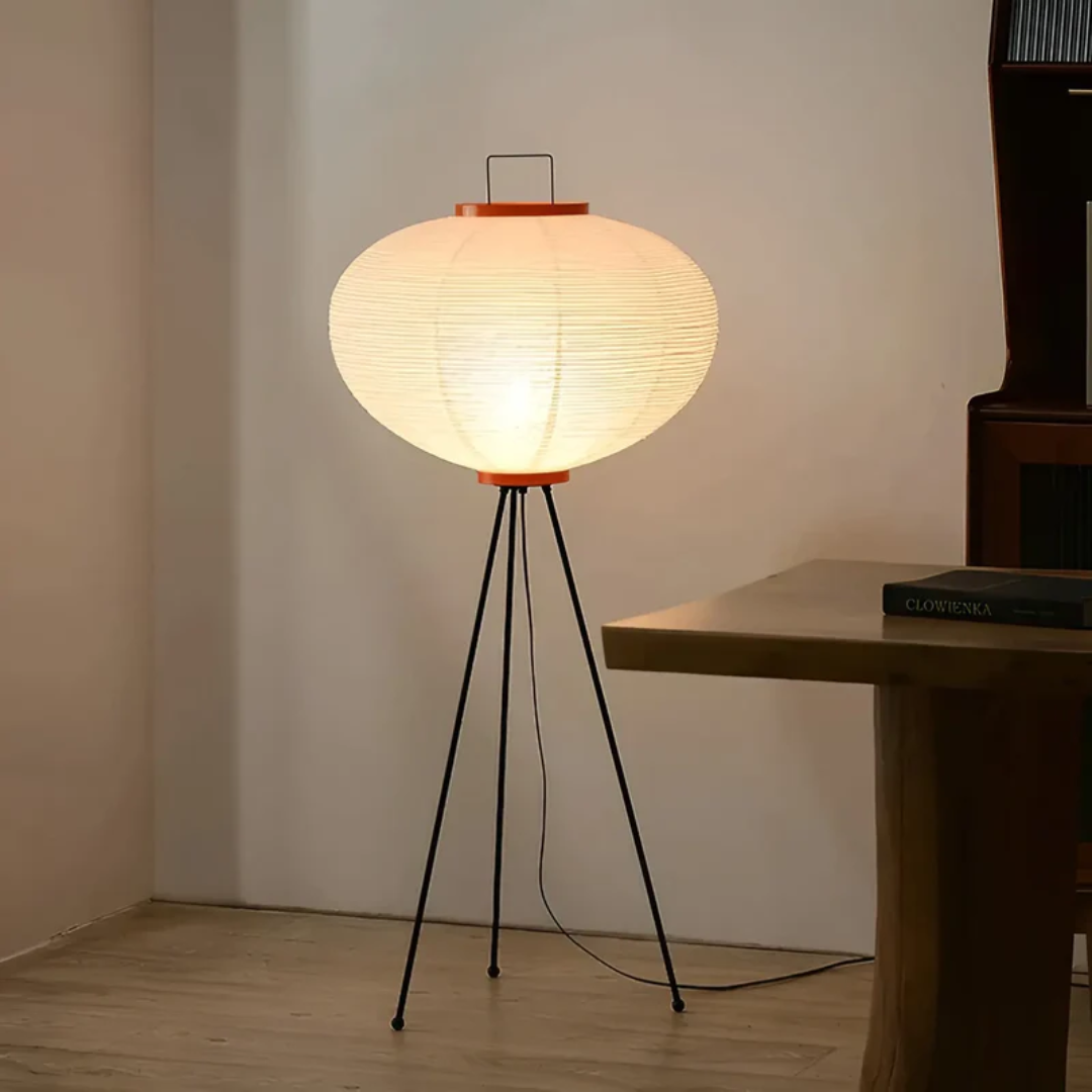 Handgemaakte rijstpapier staande LED lamp, Wabi-Sabi stijl, voor zachte Zen sfeerverlichting.