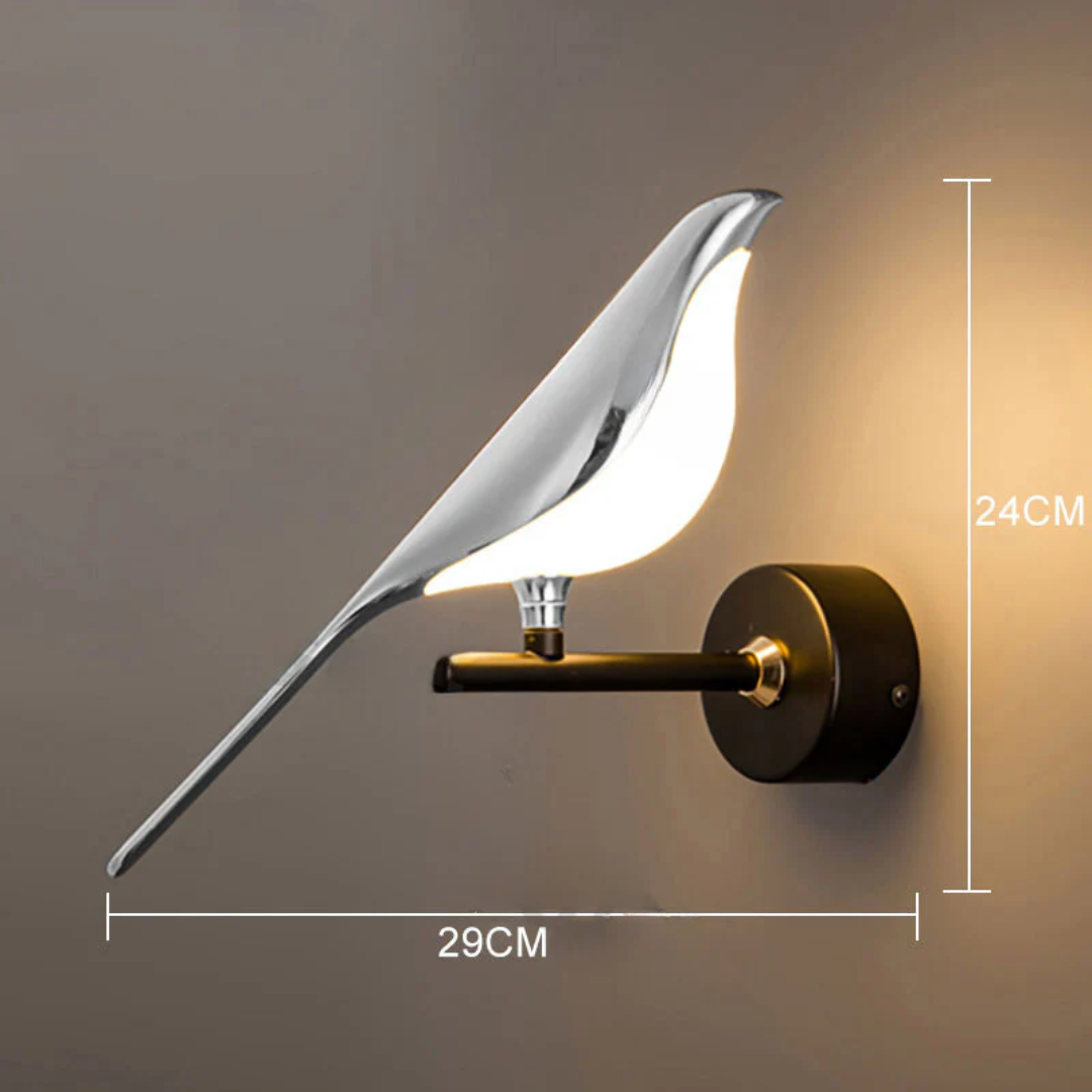 Geef uw interieur een boost met de LuminaBird roterende LED wandlamp, perfect als moderne sfeerverlichting.
