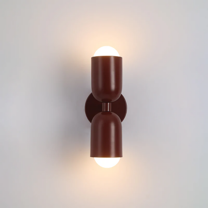 Sfeervolle dubbelzijdige LED wandlamp met Colorwave effect. Zachte, moderne binnenverlichting voor uw muur.