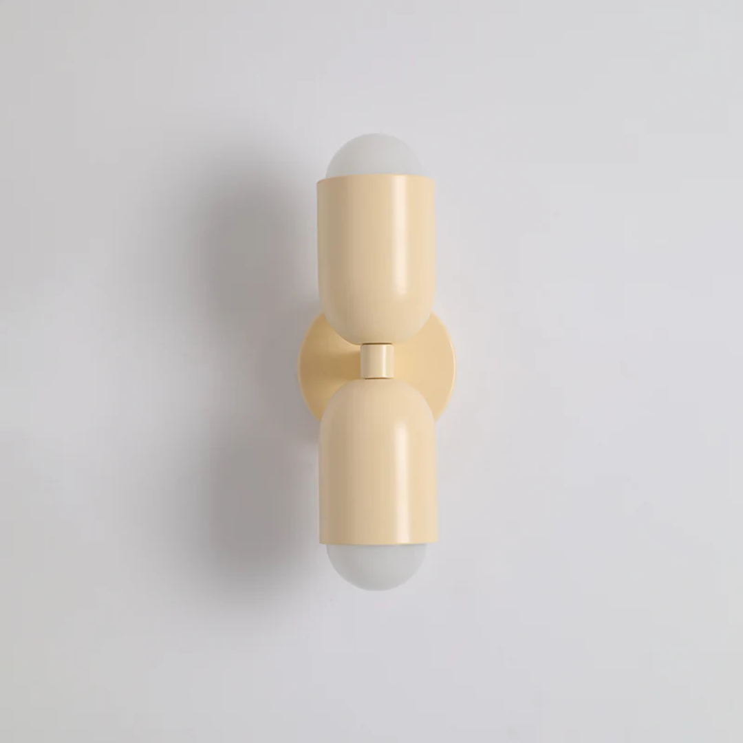 Moderne dubbelzijdige LED wandlamp met Colorwave design. Ideaal voor sfeervolle binnenverlichting.