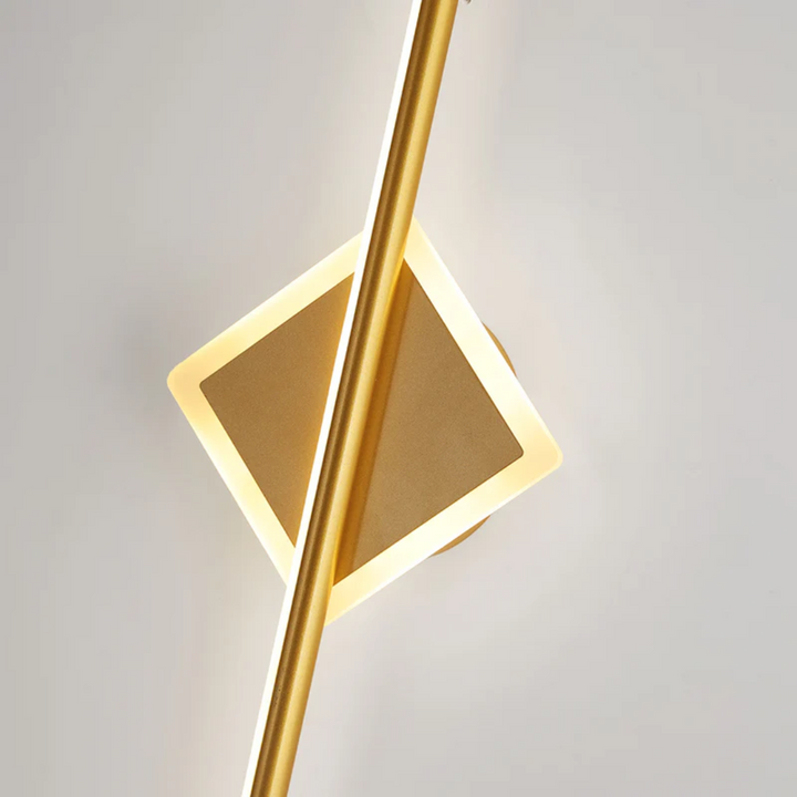 Moderne OpalEdge LED wandlamp, zwart goud. Stijlvolle interieurverlichting voor woonkamer.