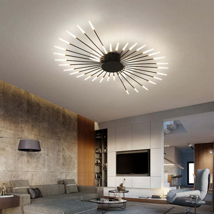 Grote design LED plafondlamp, dimbaar. Modern grafisch design, goud/zwart, voor woon- of eetkamer.