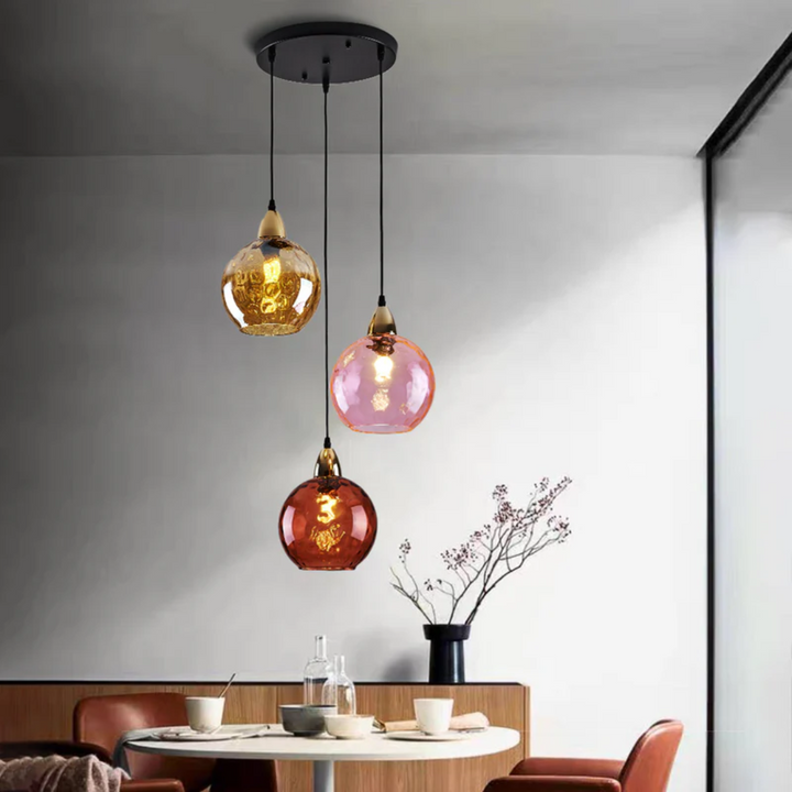 Eigentijdse hanglamp met 3 lampen, cascade ontwerp, voor een unieke sfeer in elke kamer.