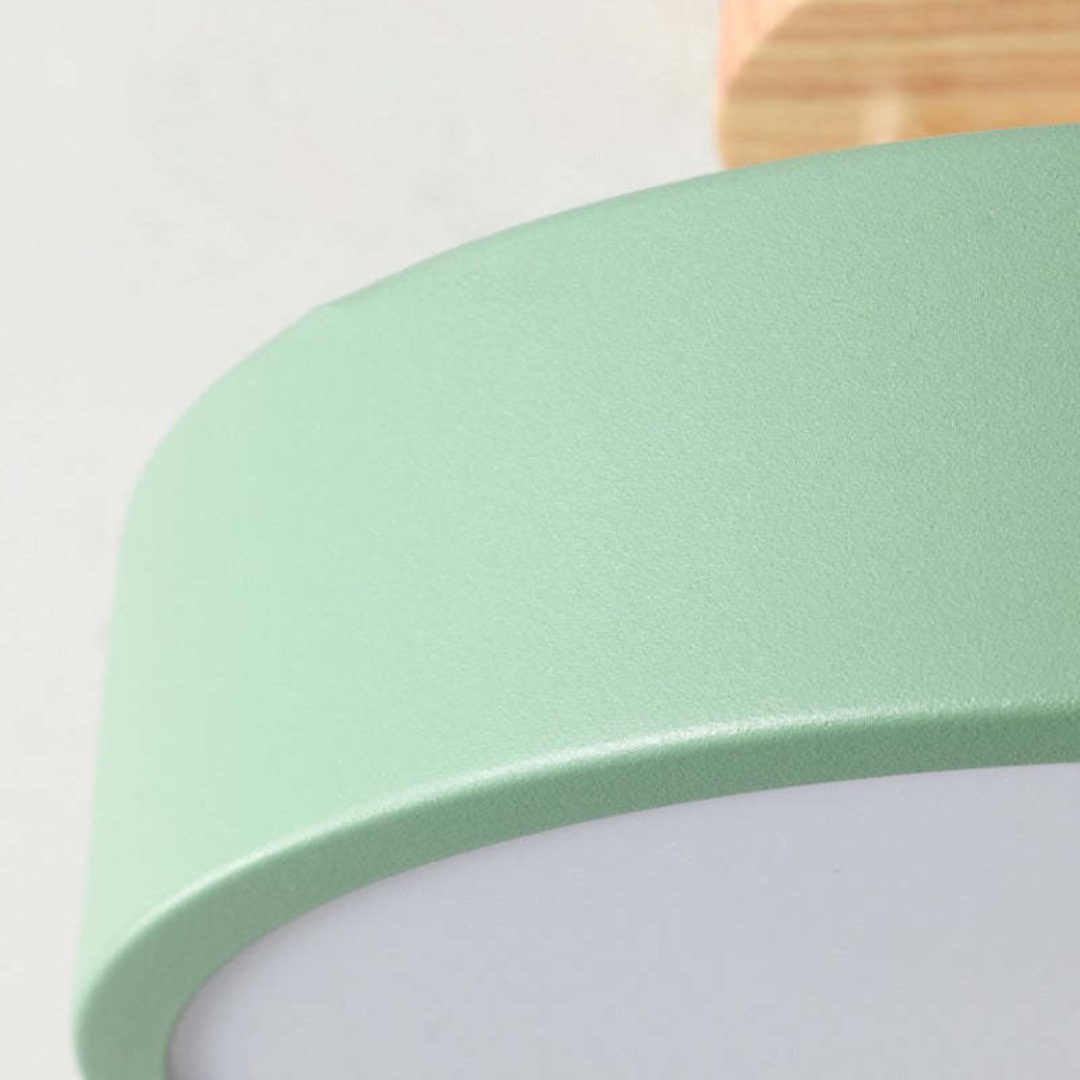Stijlvolle Nova LED plafondlamp, ideaal voor woonkamer of slaapkamer interieur.