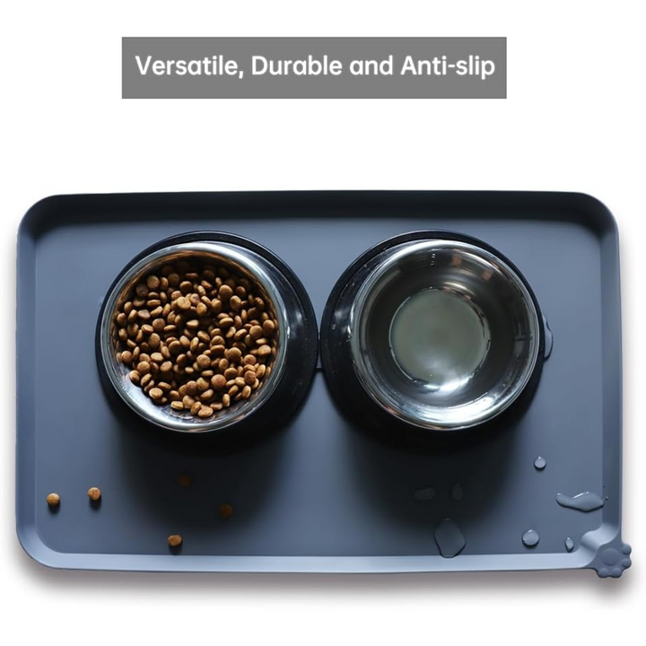 Compacte waterdichte mat voor huisdieren, ideaal voor kleine honden en katten in elke ruimte.