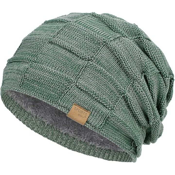 Hoogwaardige Luca slouch beanie. Gebreide unisex wintermuts met warme fleecevoering. Perfect voor elke koude dag.