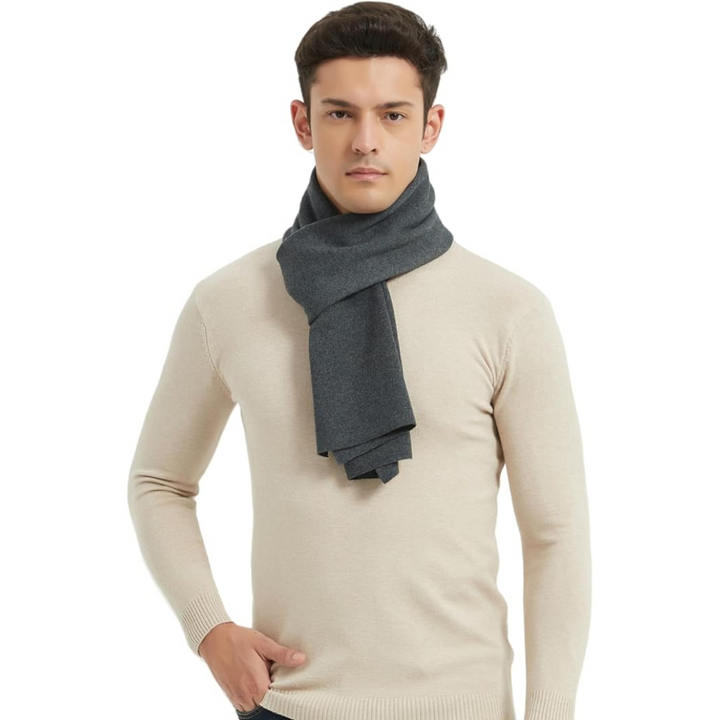 Warme kasjmier sjaal voor mannen, essentieel voor de winter. Comfortabel en stijlvol heren accessoire.